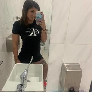 Meet your Posher, Simone